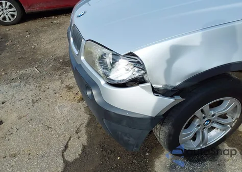 2004 BMW X3 3.0I z USA, uszkodzony, nr VIN WBXPA93484WA61331